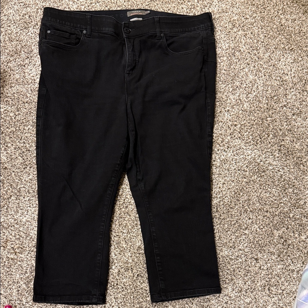 Torrid Black Ankle Crop Jeans Bombshell Skinny